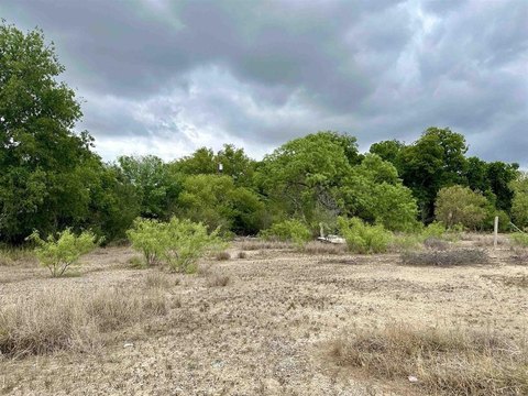 Del Rio Acreage with Pecan Trees