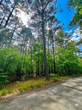 LAND - Broken Bow, OK