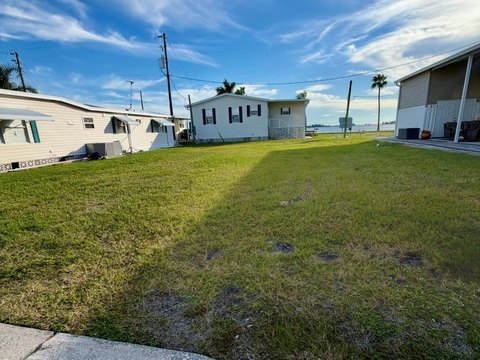 Land, BRADENTON, FL