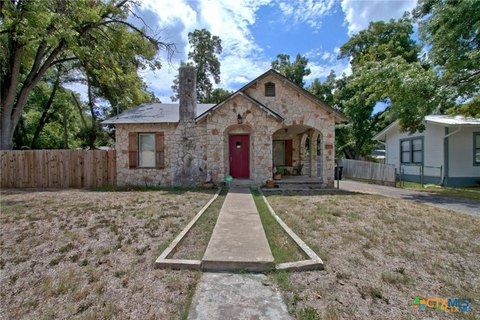New Braunfels Mixed-Use Property