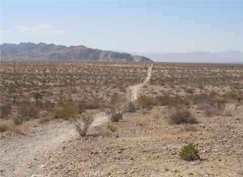 Apple Valley Corner Lot