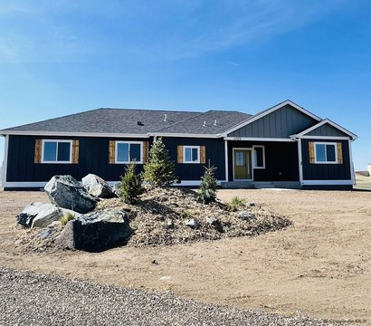 New Cheyenne Home on Acreage