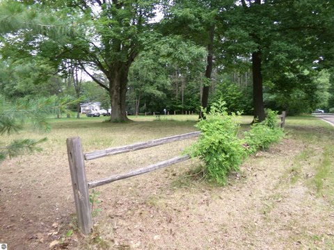 LAND - Farwell, MI