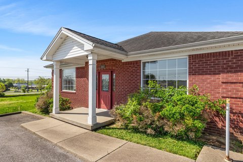 Lawrenceburg Commercial Office Building For Sale