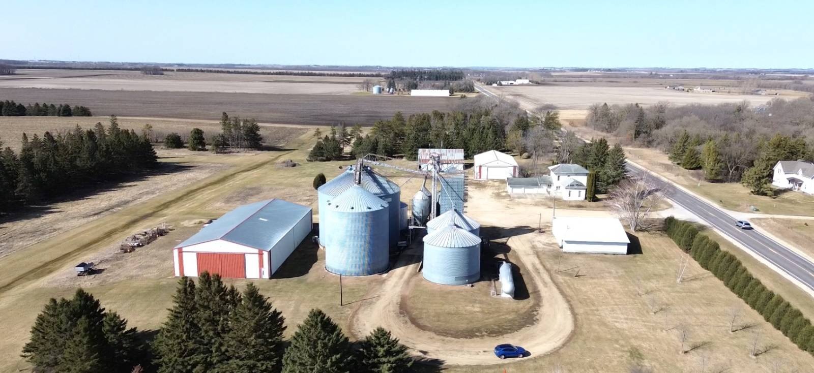 Versatile Farm/Estate in Spring Valley, MN