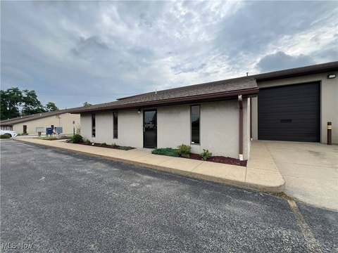 Office/Warehouse Flex Space For Lease