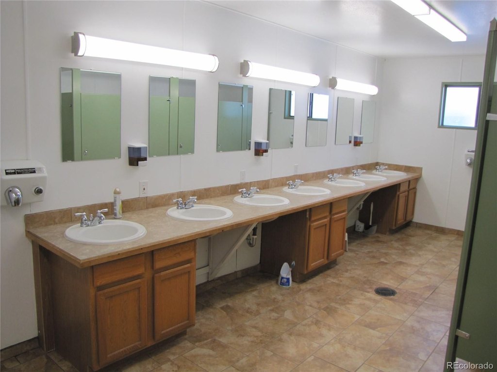 Picture 25