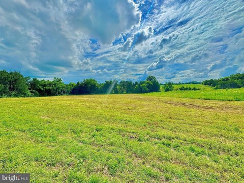 Land, UNIONVILLE, VA