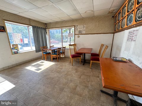 Established Restaurant in Gloucester City