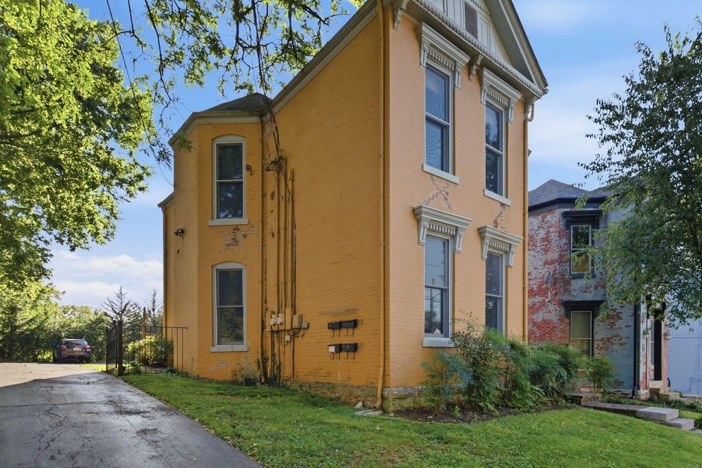 Picture 3
