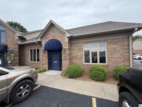 Renovated Retail Endcap Office Space