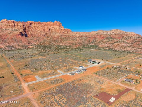 Land, Hildale, UT