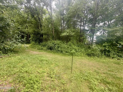 LAND - Selkirk, NY
