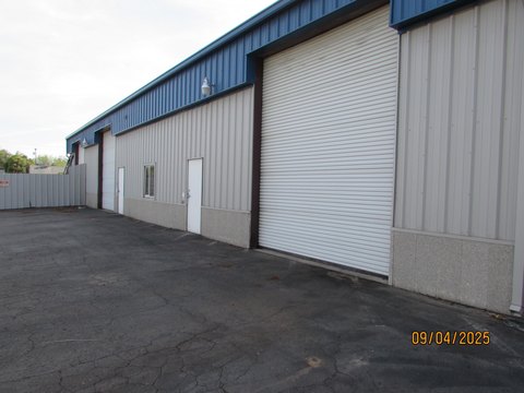 Redding Commercial Building with Fenced Yard