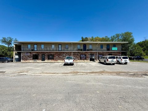 COMMERCIAL - London, KY