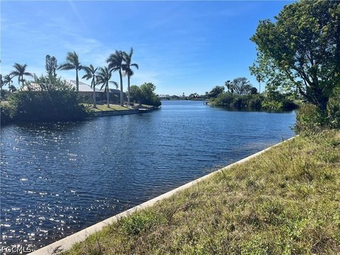 Land, Cape Coral, FL
