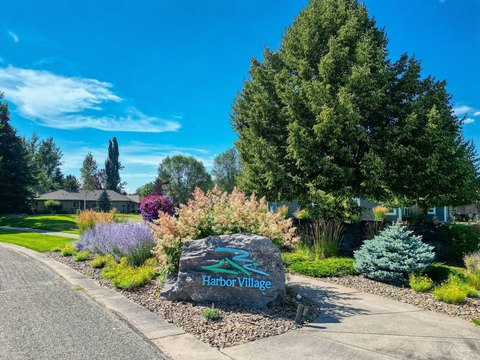 Land in Eagle Bend, Bigfork