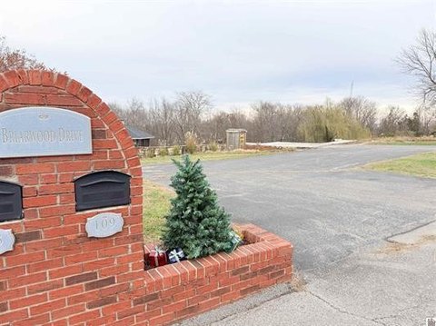 LAND - Marion, KY