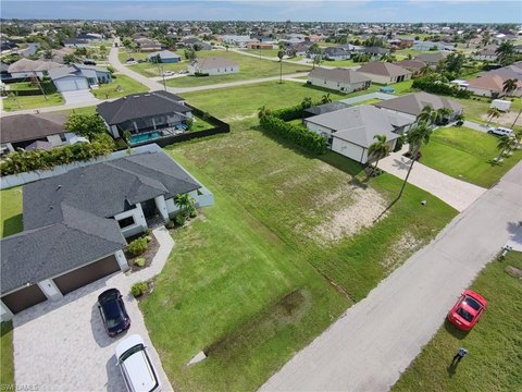 Land, CAPE CORAL, FL
