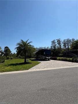 RV Lot in Golden Palms