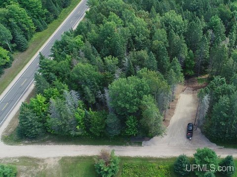 VACANT LAND, Au Train, MI