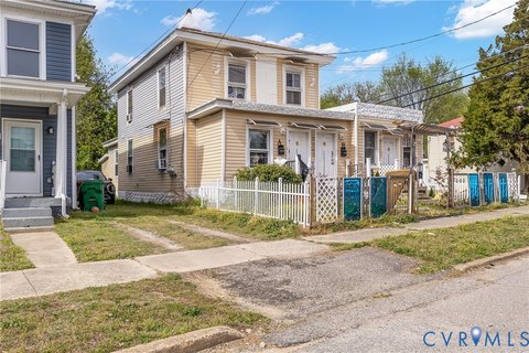 Income-Producing Triplex in Petersburg