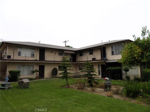 5-Unit Apartment Building with Garages