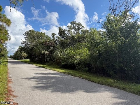 Land, Port Charlotte, FL