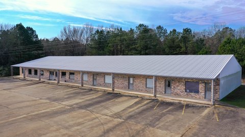Versatile Commercial Property on Highway 59