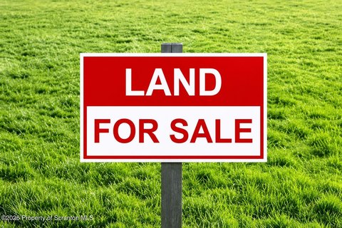 Land, Thornhurst, PA