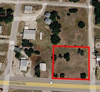 Vacant Homesites with Broadway Frontage