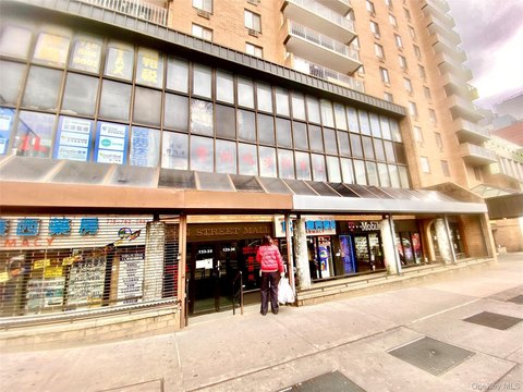 Flushing Commercial Space For Rent