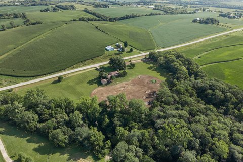 LAND - Runnells, IA