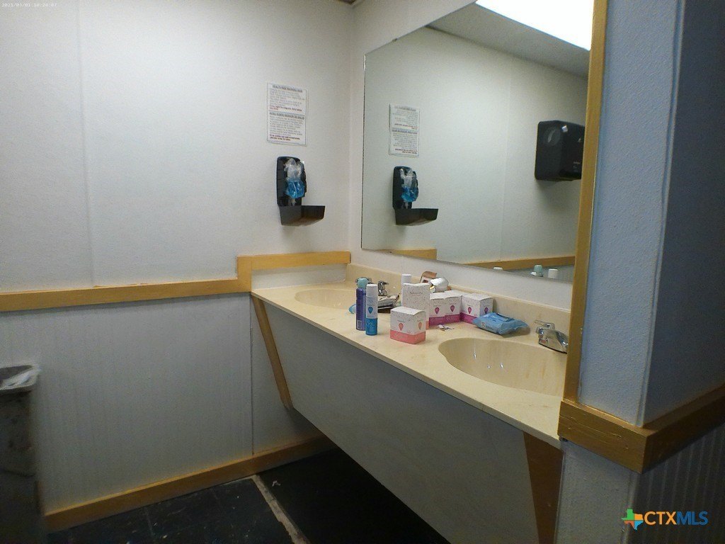 Picture 18