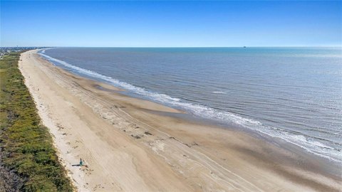 Beach Proximity Land Opportunity