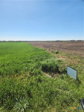 Level Land in Milford, Texas