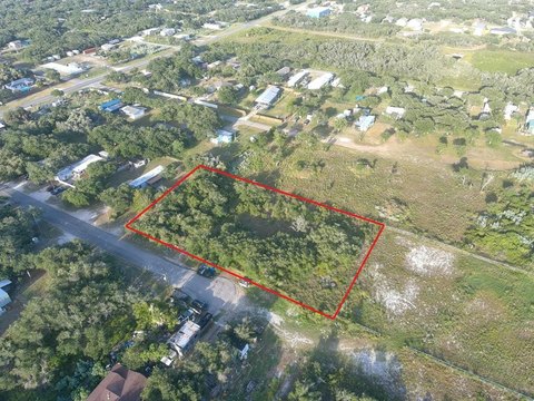 Residential Land in Rockport, TX
