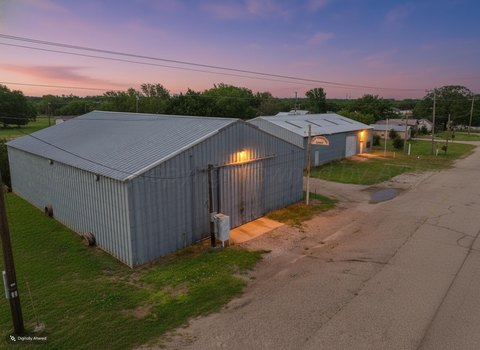 Versatile Commercial Property in Wheeler, TX
