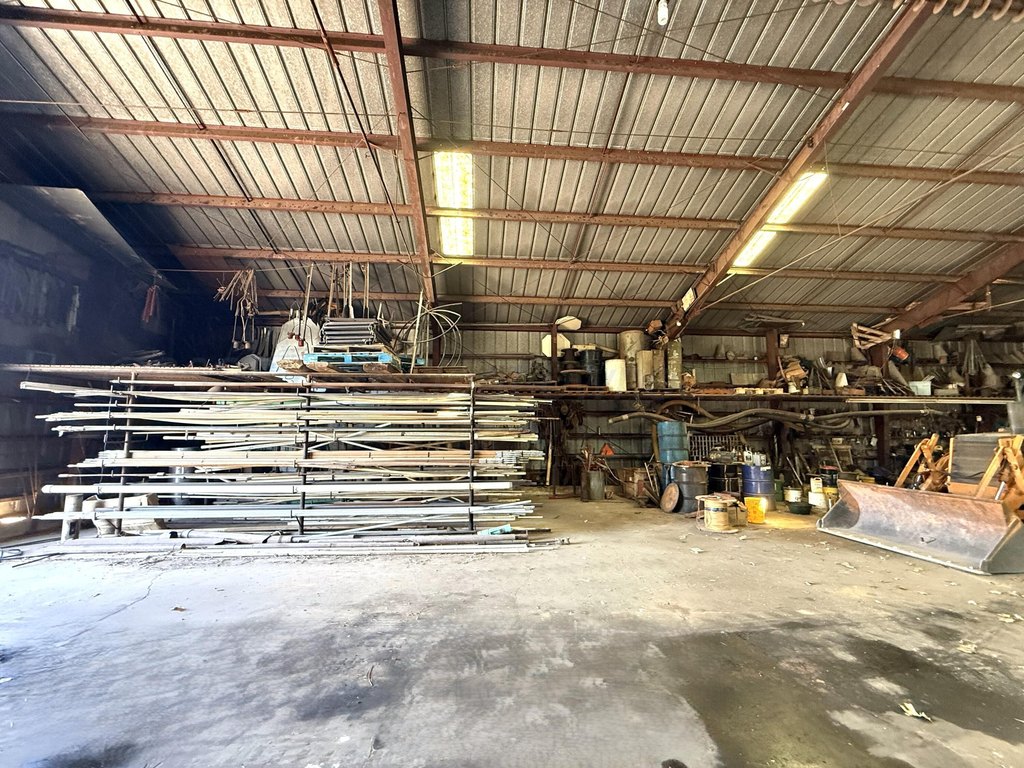 Picture 4