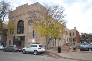 Downtown Elgin Office Suites For Rent