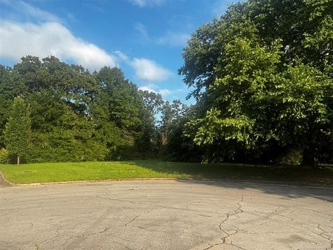 LAND - Okmulgee, OK