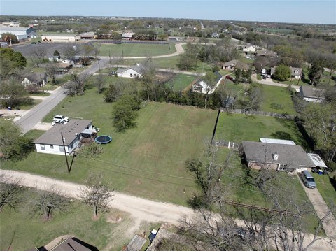 Land, Lorena, TX