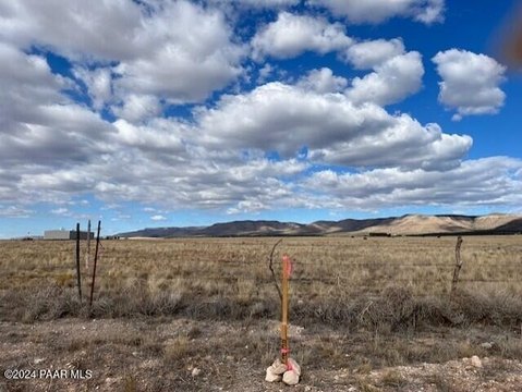 Land with Mountain Views