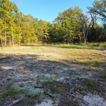 Residential Lot in Gated Lake Community