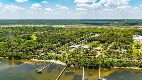 Land & Docks, Fort Pierce, FL