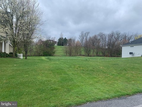 LAND - FAYETTEVILLE, PA