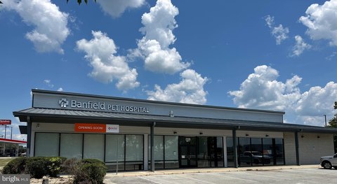 Retail Space on Salisbury Boulevard