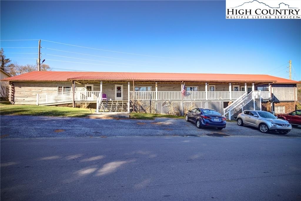 Sparta NC Apartment Building