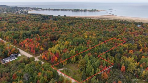 VACANT LAND, Grand Marais, MI