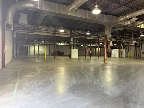 COMMERCIAL - Dubuque, IA